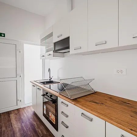 Comfort Obrezje By Highway, Free Covered Parking Motel