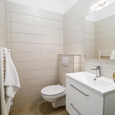 Comfort Obrezje By Highway, Free Covered Parking Jesenice na Dolenjskem